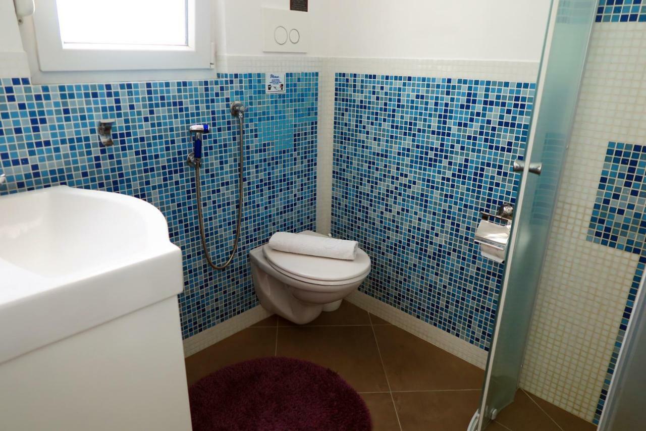Apartments Rotiroti ザダル エクステリア 写真